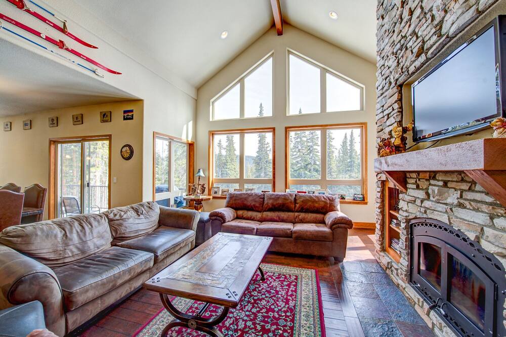 Photo of Bedroom in Quandary Village