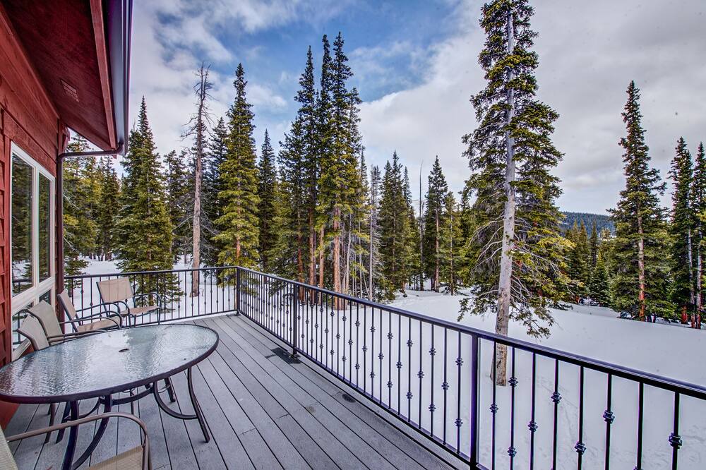 Photo of Bedroom in Quandary Village
