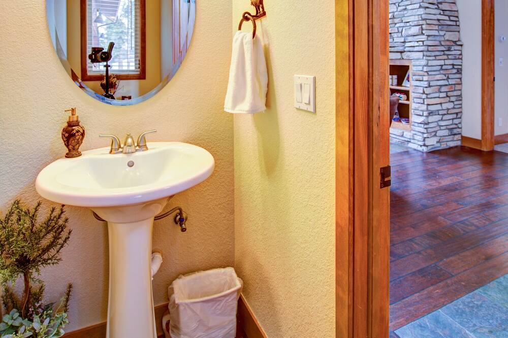 Photo of Bathroom in Quandary Village