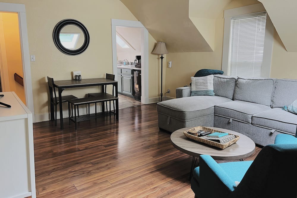 Photo of Livingroom in Old Town West