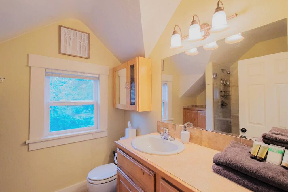 Photo of Bathroom in Old Town West