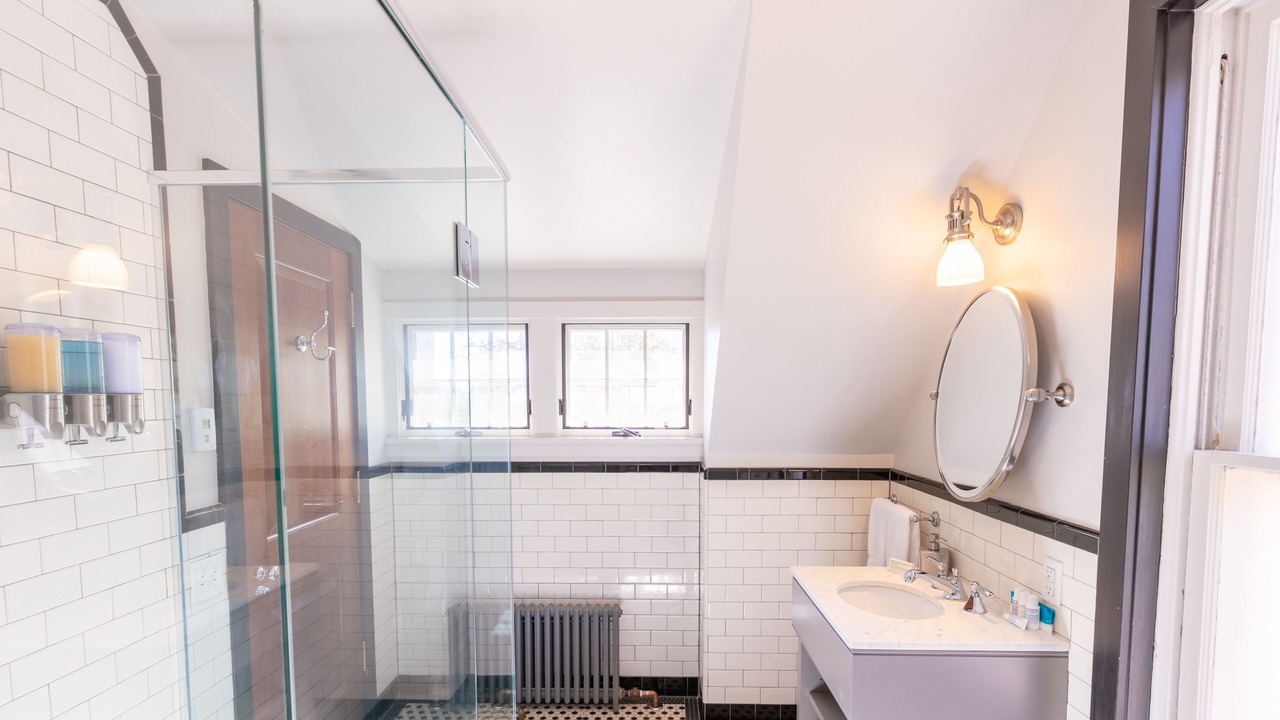 Photo of Bathroom in Green Mountain Falls