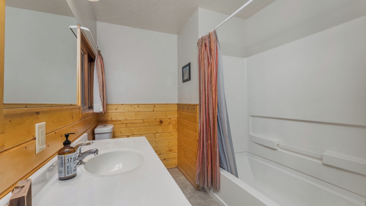 Photo of Bathroom in Bayfield