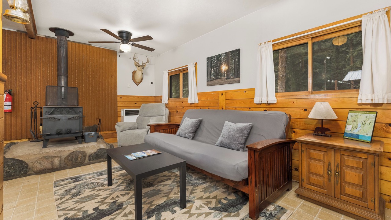 Photo of Livingroom in Bayfield