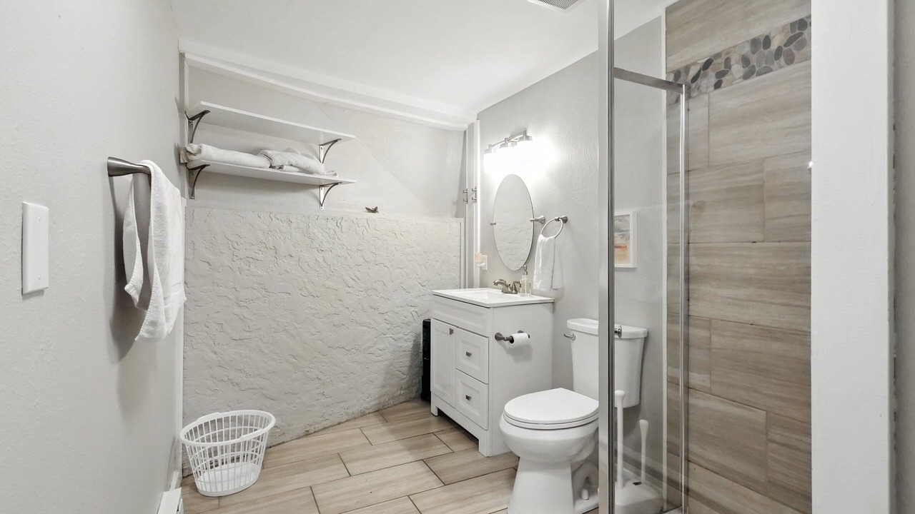 Photo of Bathroom in Divide