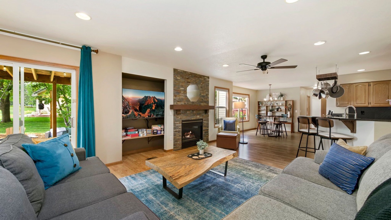 Photo of Livingroom in Loveland