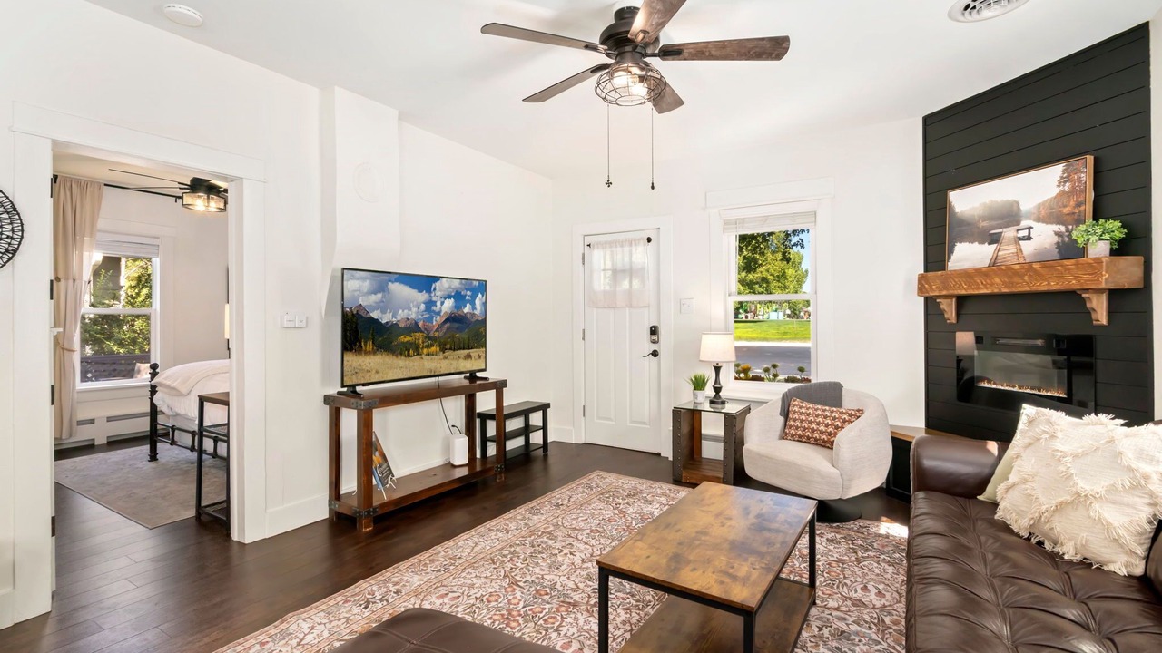 Photo of Livingroom in Windsor