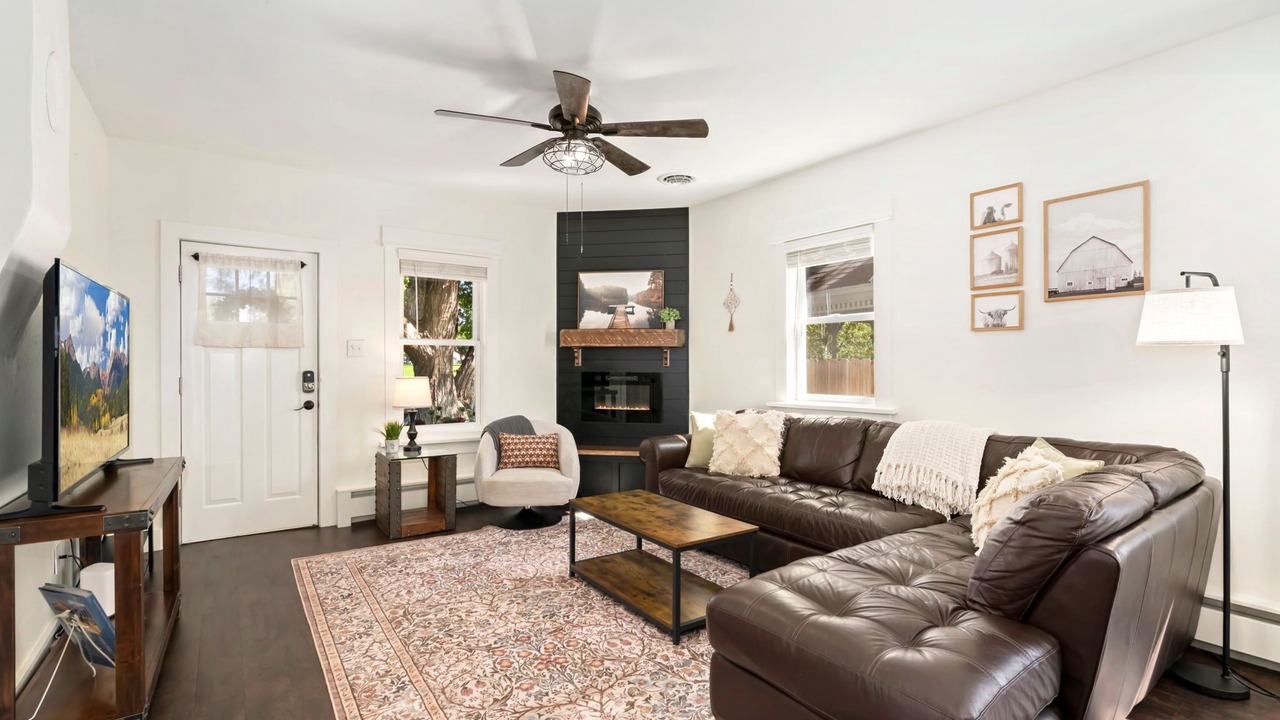 Photo of Livingroom in Windsor