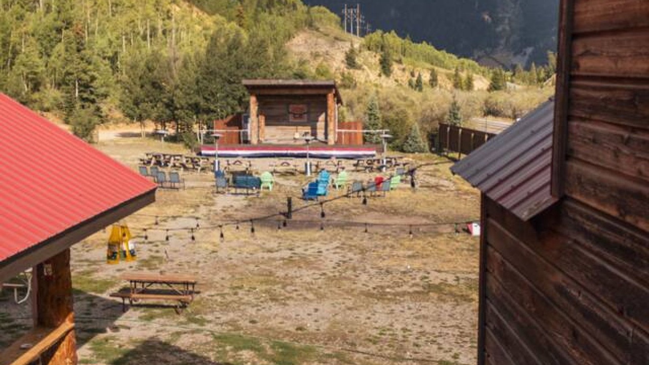 Photo of Others in Silverton