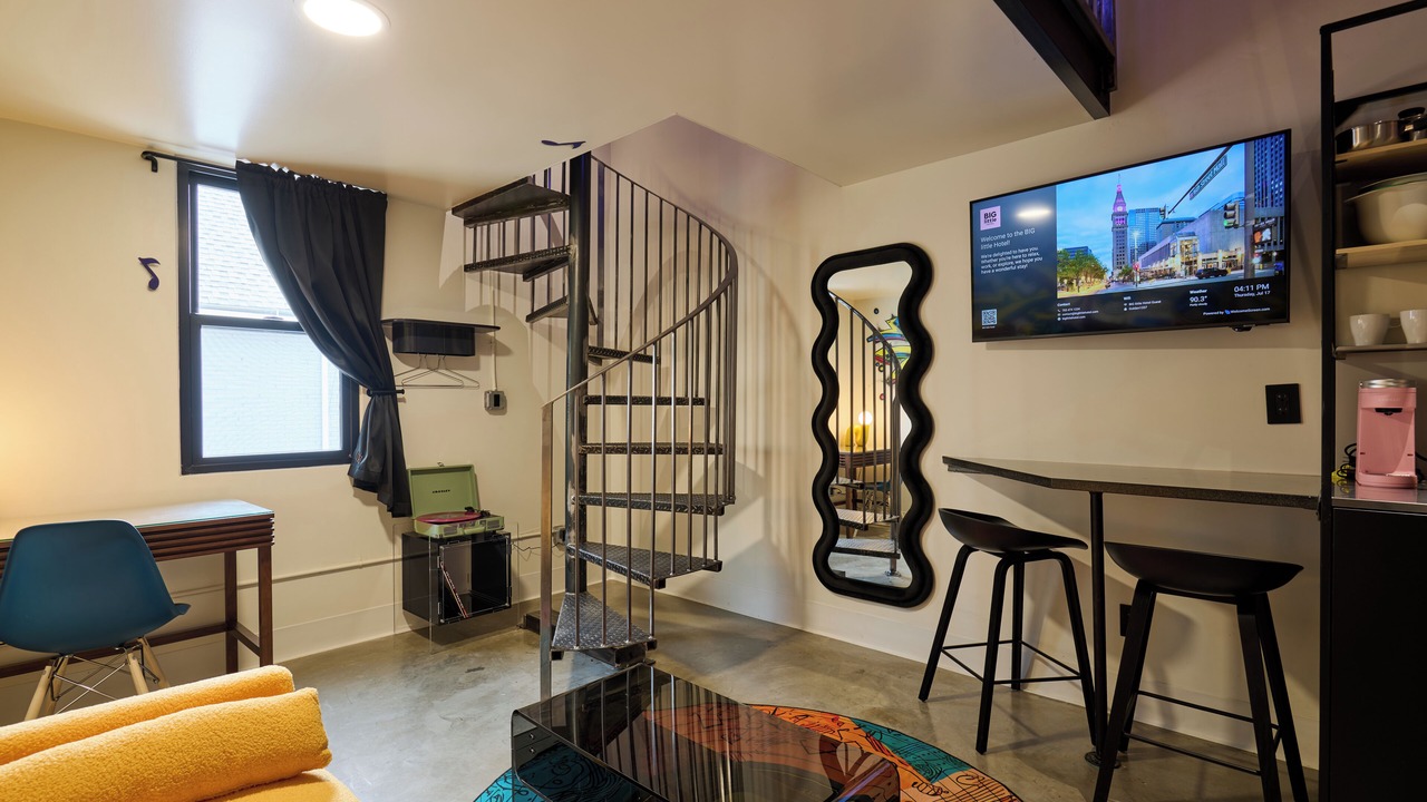 Photo of Bedroom in Civic Center