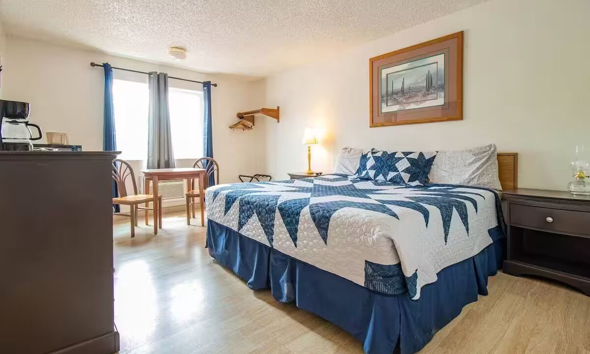 Photo of Bedroom in Manitou Springs