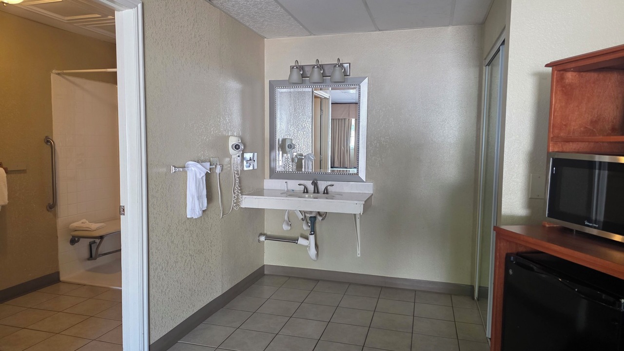 Photo of Bathroom in Montrose