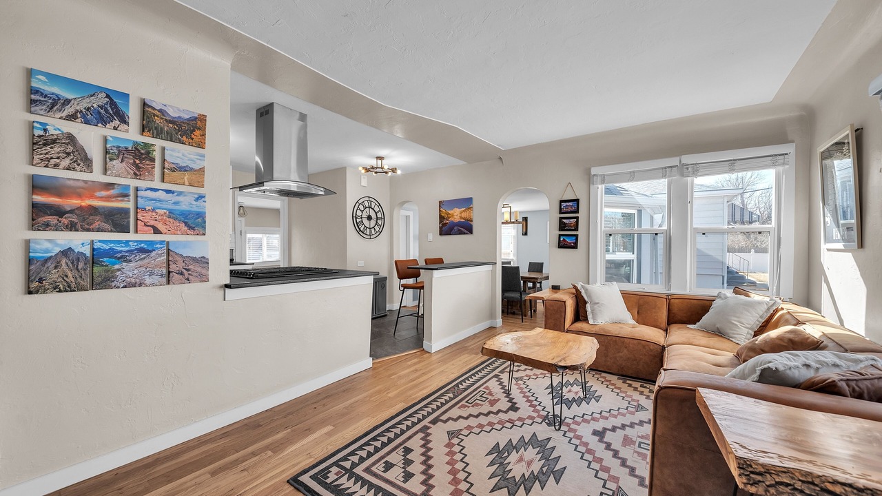Photo of Livingroom in Sunnyside