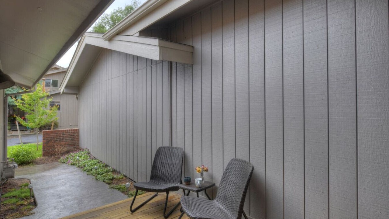 Photo of Patio Balcony in Green Meadows