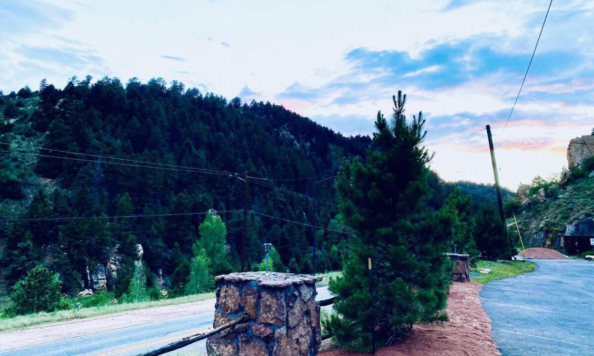 Photo of Outdoor in Black Hawk