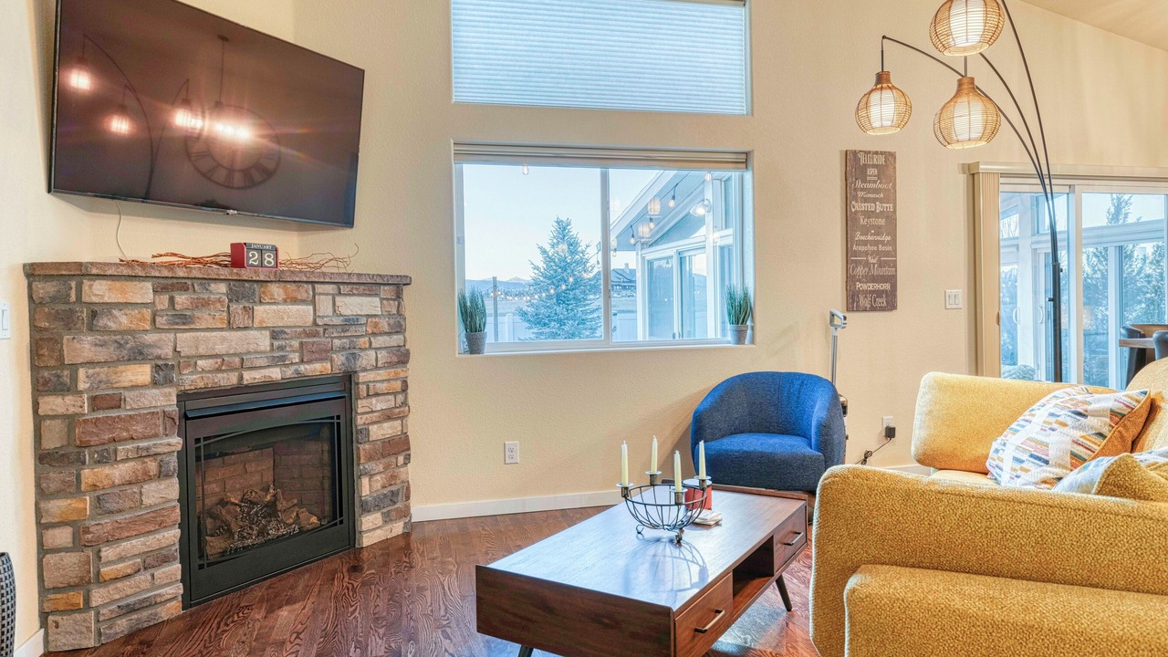 Photo of Livingroom in Loveland