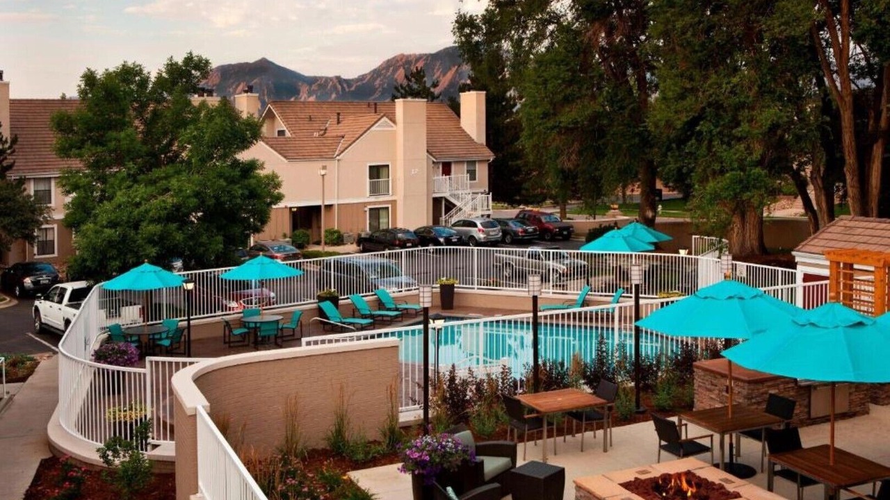 Photo of Outdoor in Glenwood Grove - North Iris