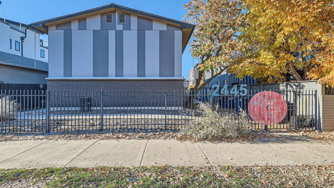Photo of Outdoor in Five Points