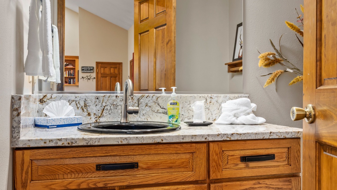 Photo of Bathroom in Aspen Brook