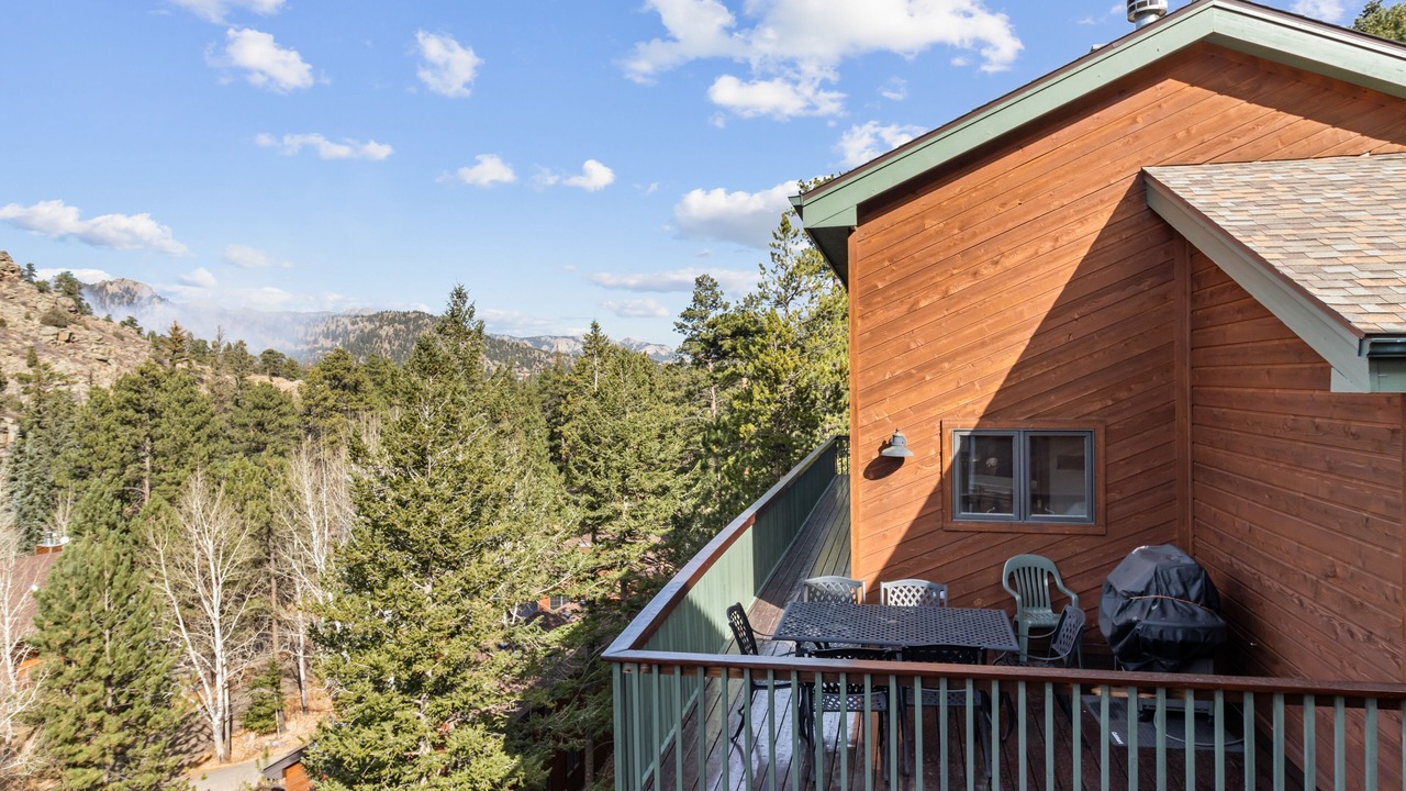 Photo of Outdoor in Aspen Brook