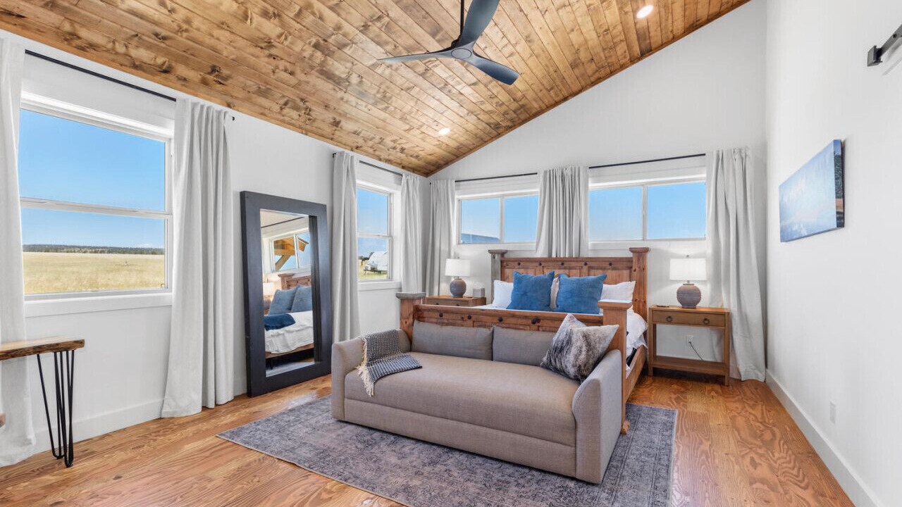 Photo of Livingroom in Fairplay