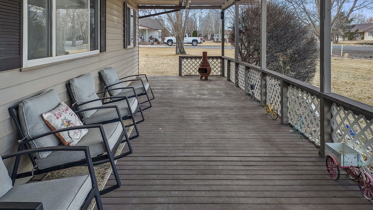 Photo of Others in Lazear