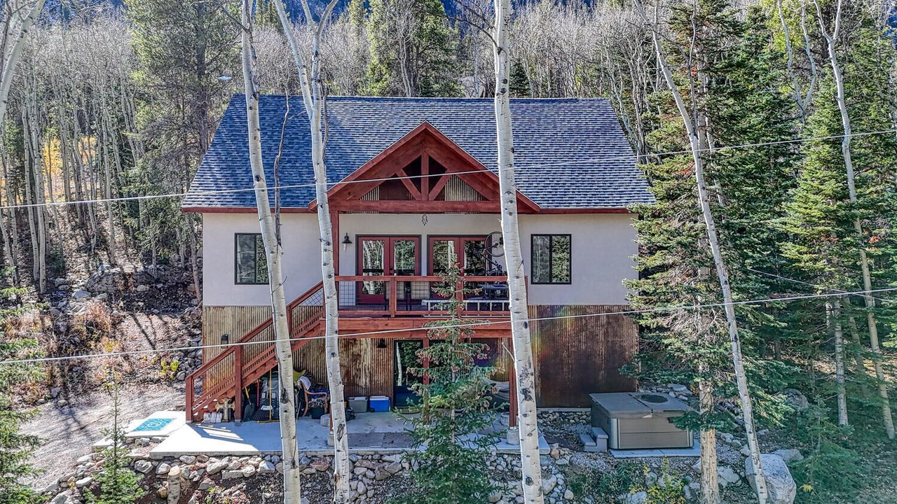 Photo of Outdoor in Garfield