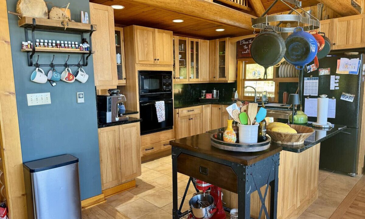Photo of Kitchen in Edwards