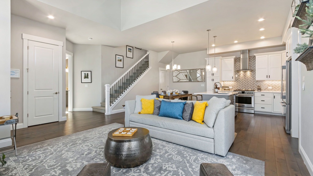 Photo of Livingroom in Loveland