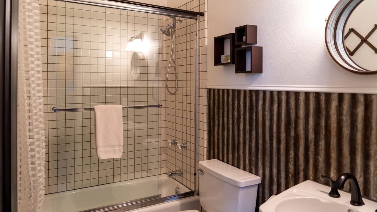Photo of Bathroom in Hermosa