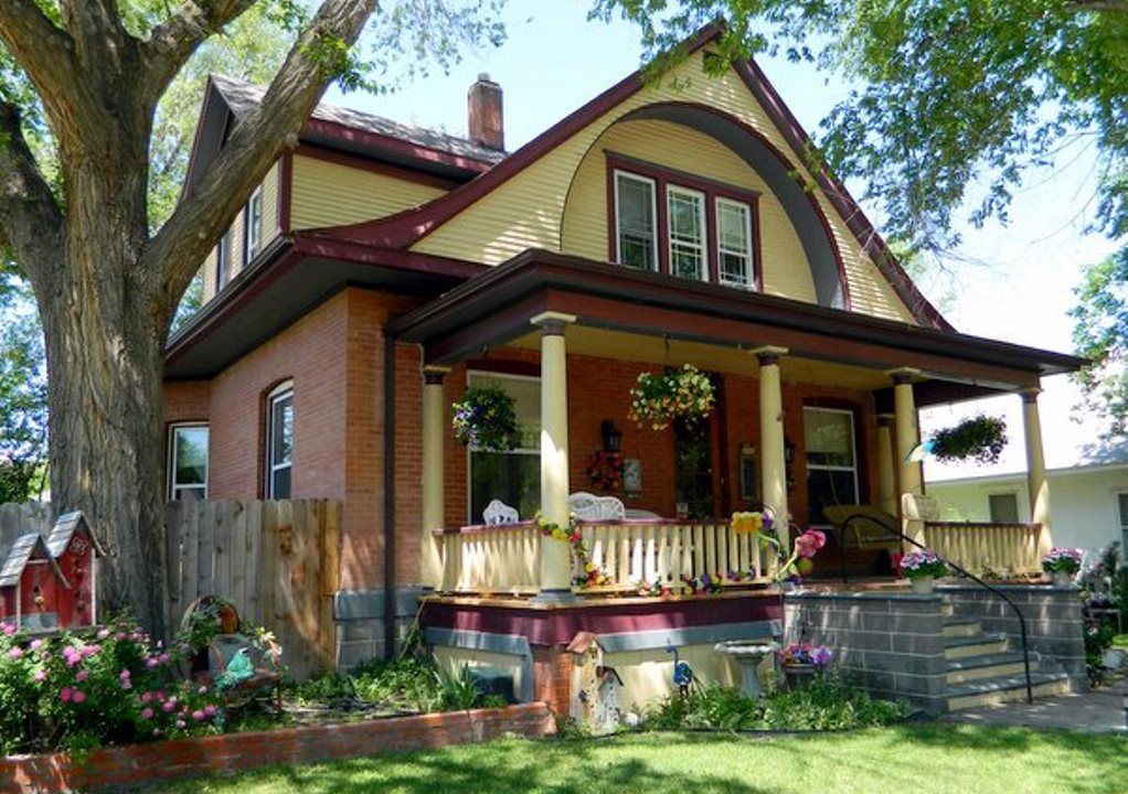 Photo of Buildings in Lamar