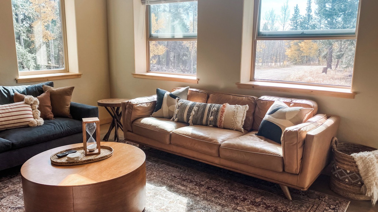 Photo of Livingroom in Fairplay