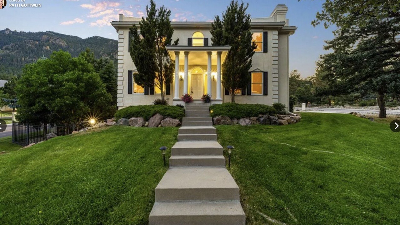 Photo of Outdoor in Broadmoor