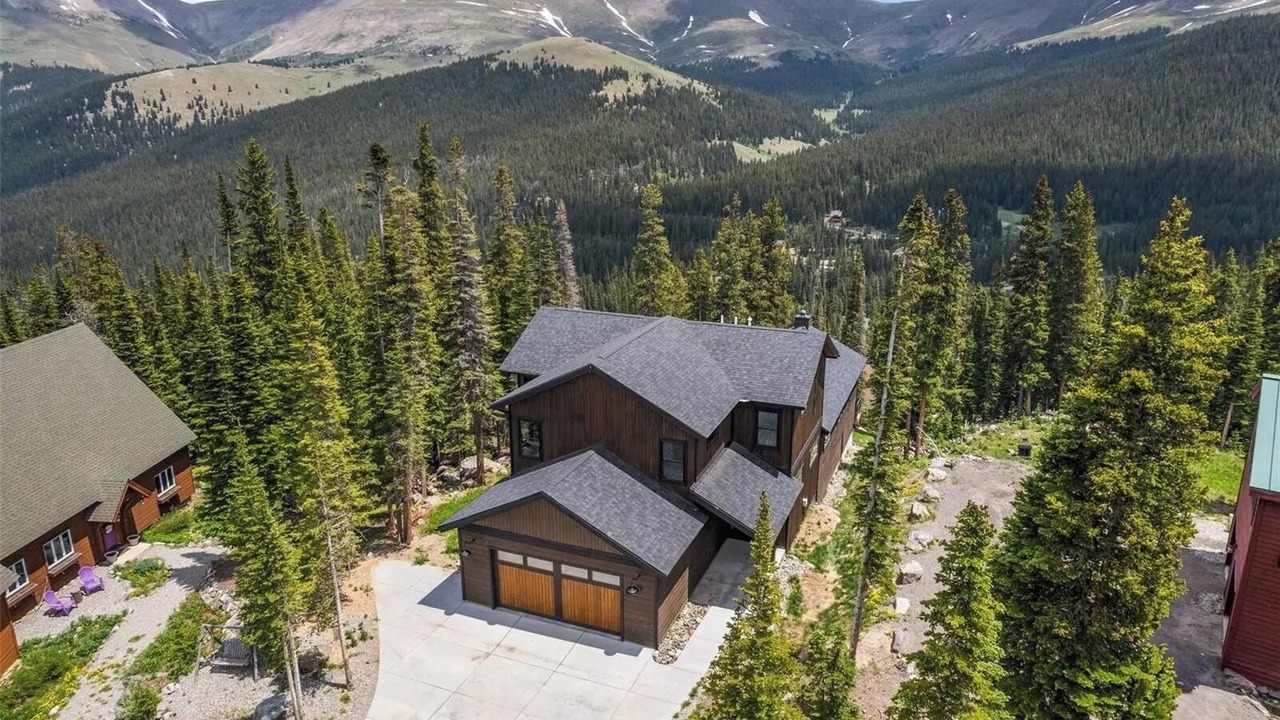 Photo of Outdoor in Quandary Village