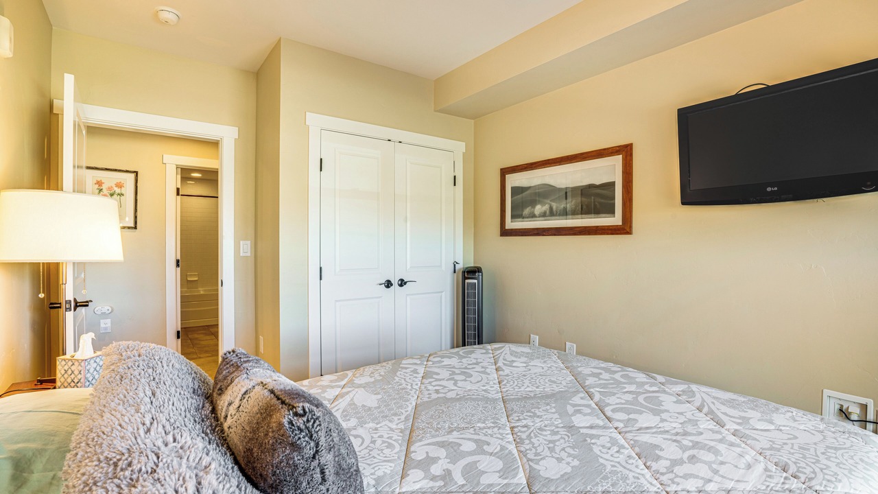 Photo of Bedroom in Silvercreek