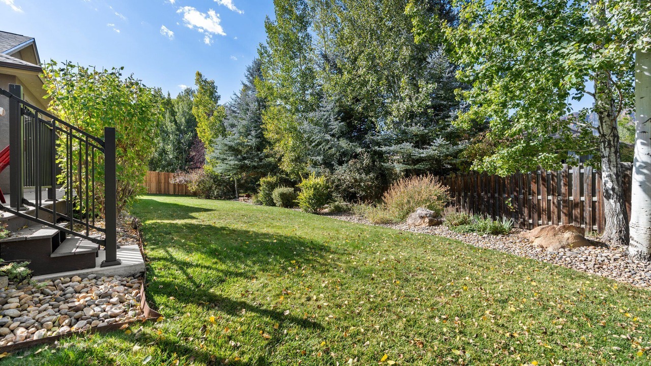 Photo of Outdoor in Dalton Ranch