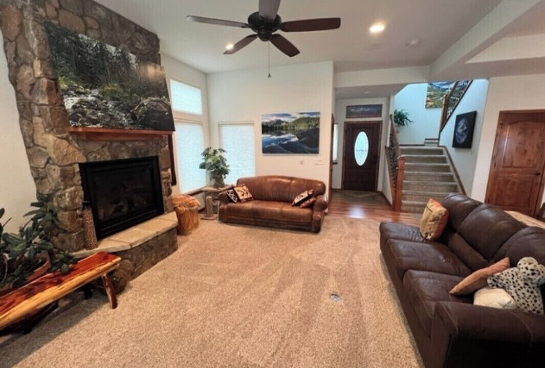 Photo of Livingroom in Mountain Shadows