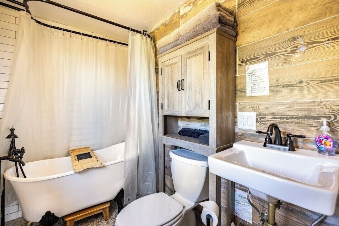 Photo of Bathroom in Howard