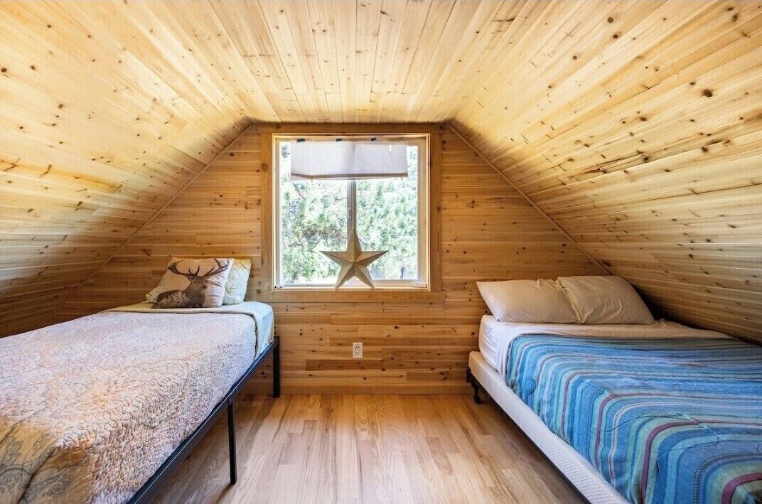Photo of Bedroom in Howard