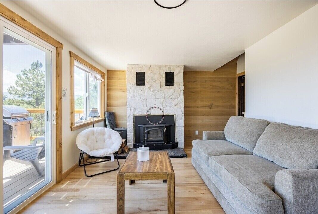 Photo of Livingroom in Howard