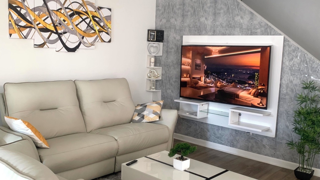 Photo of Livingroom in Commerce City