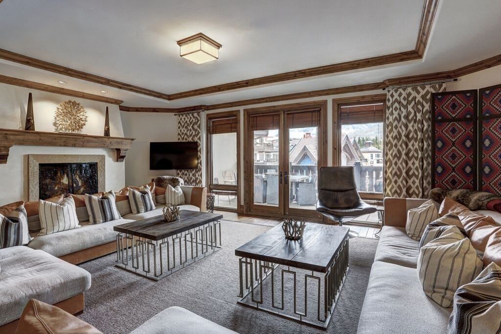 Photo of Livingroom in Vail