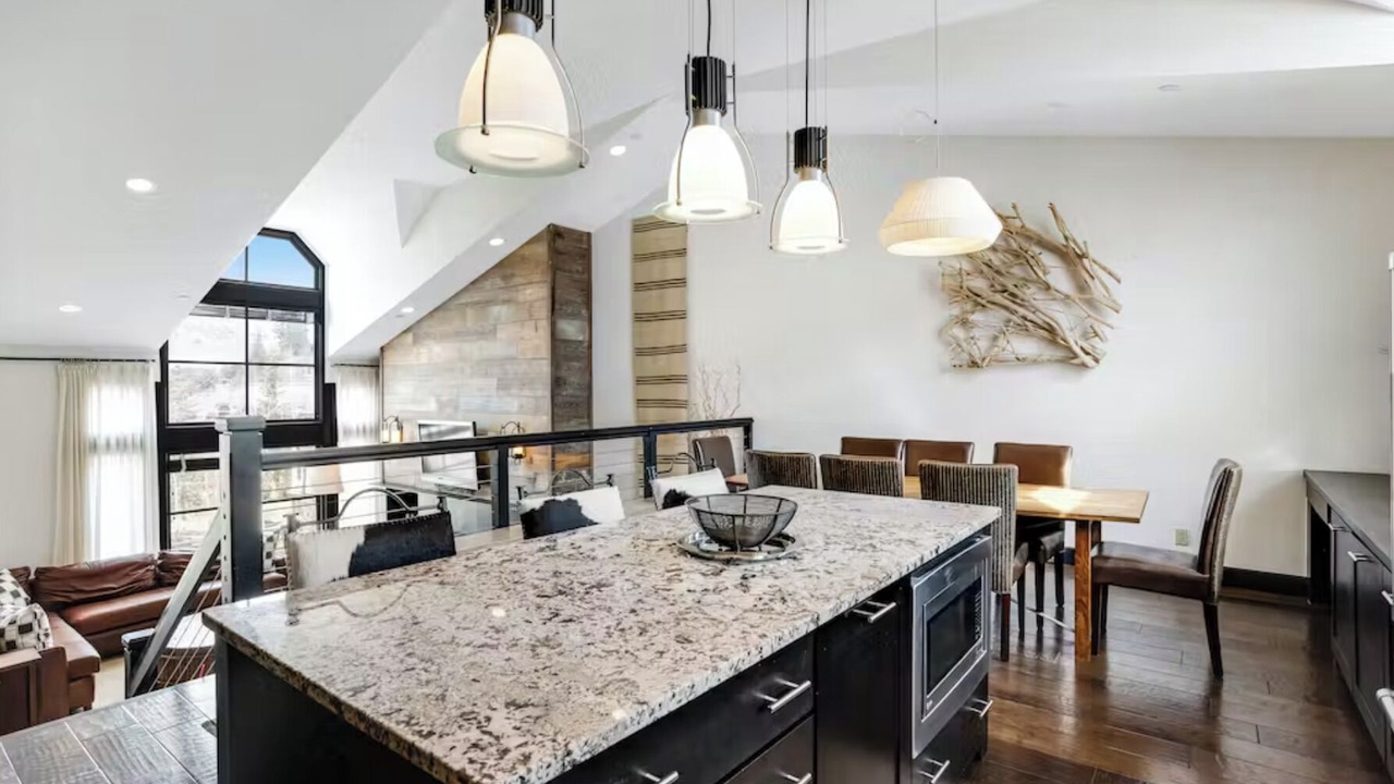 Photo of Kitchen in Highlands Townhomes