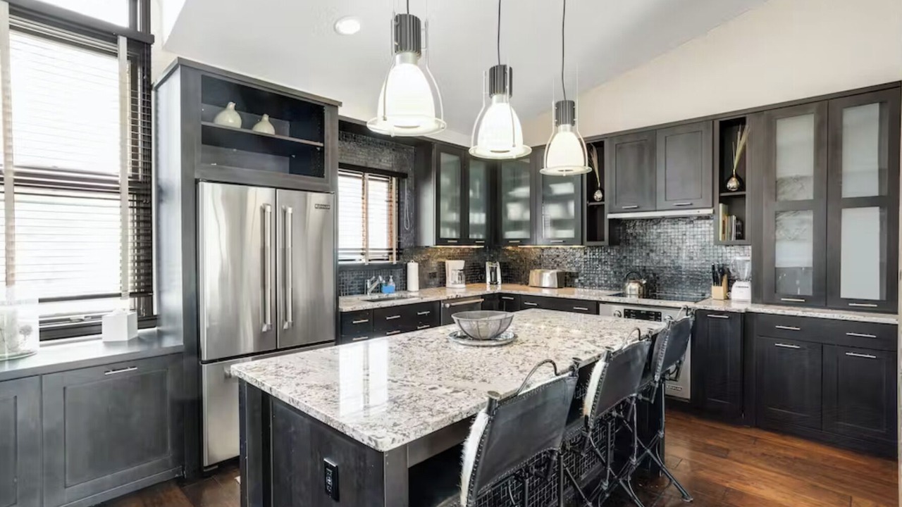 Photo of Kitchen in Highlands Townhomes