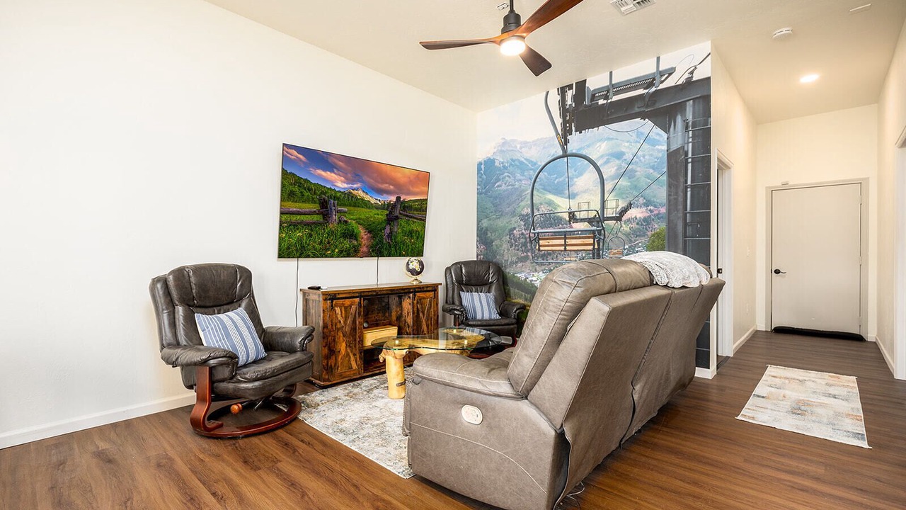 Photo of Livingroom in Vernal