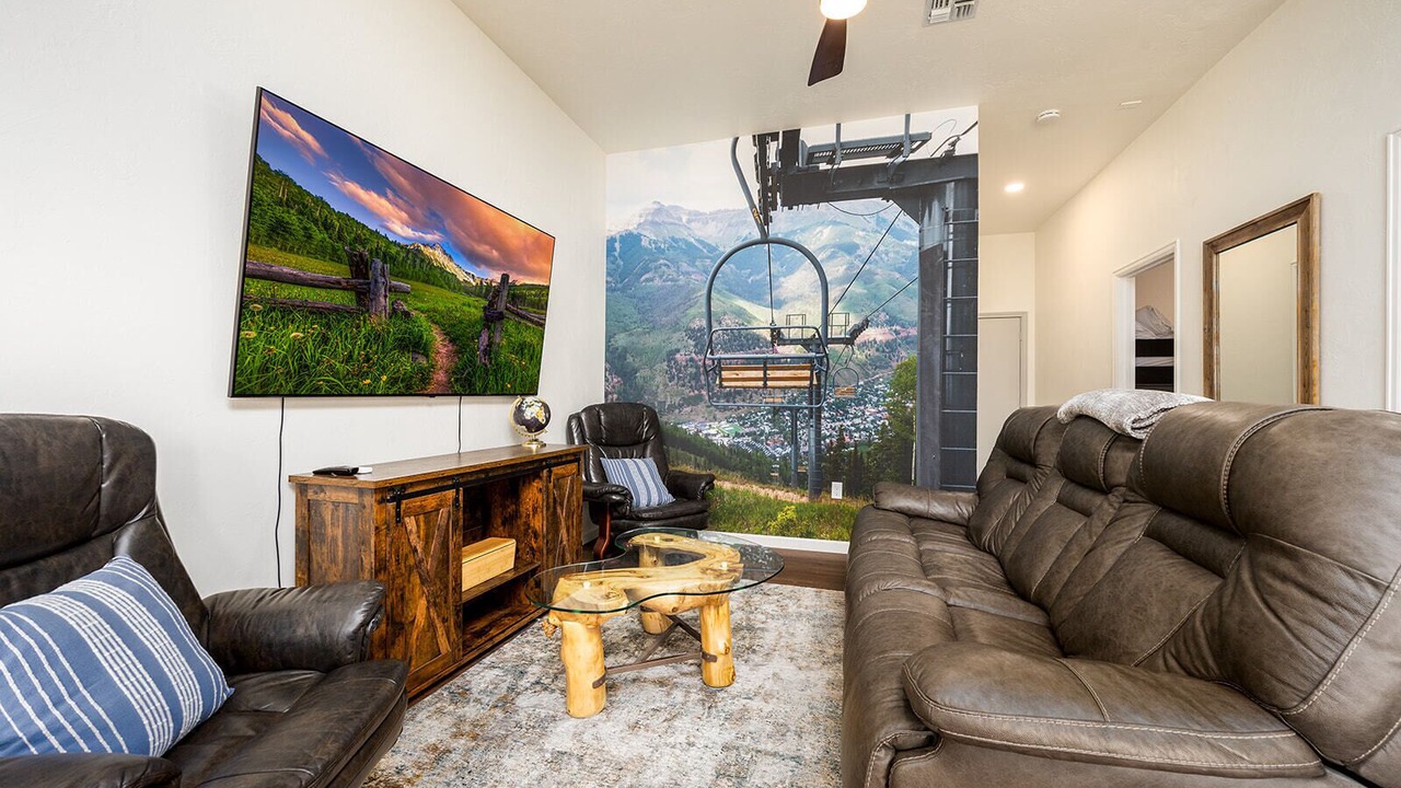 Photo of Livingroom in Vernal