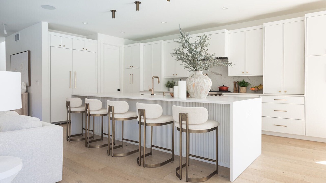 Photo of Kitchen in Barths