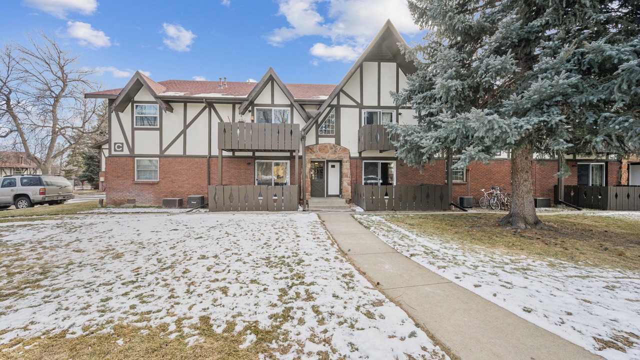 Photo of Outdoor in Glenwood Grove - North Iris