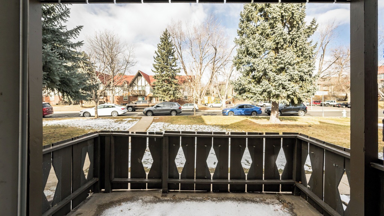Photo of Outdoor in Glenwood Grove - North Iris