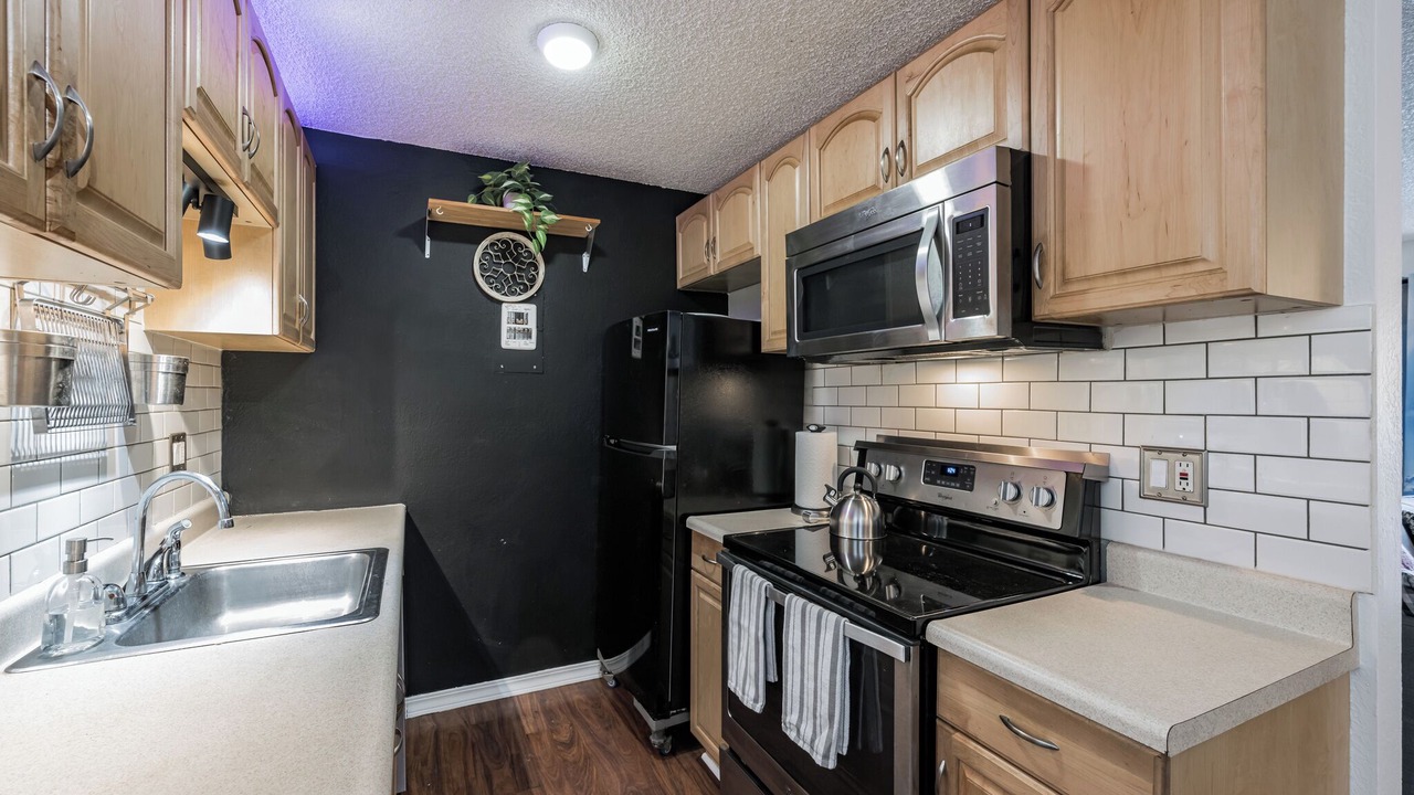Photo of Kitchen in Glenwood Grove - North Iris